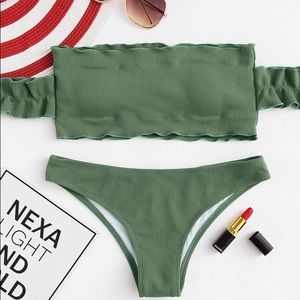 Off the Shoulder Green Bikini Set